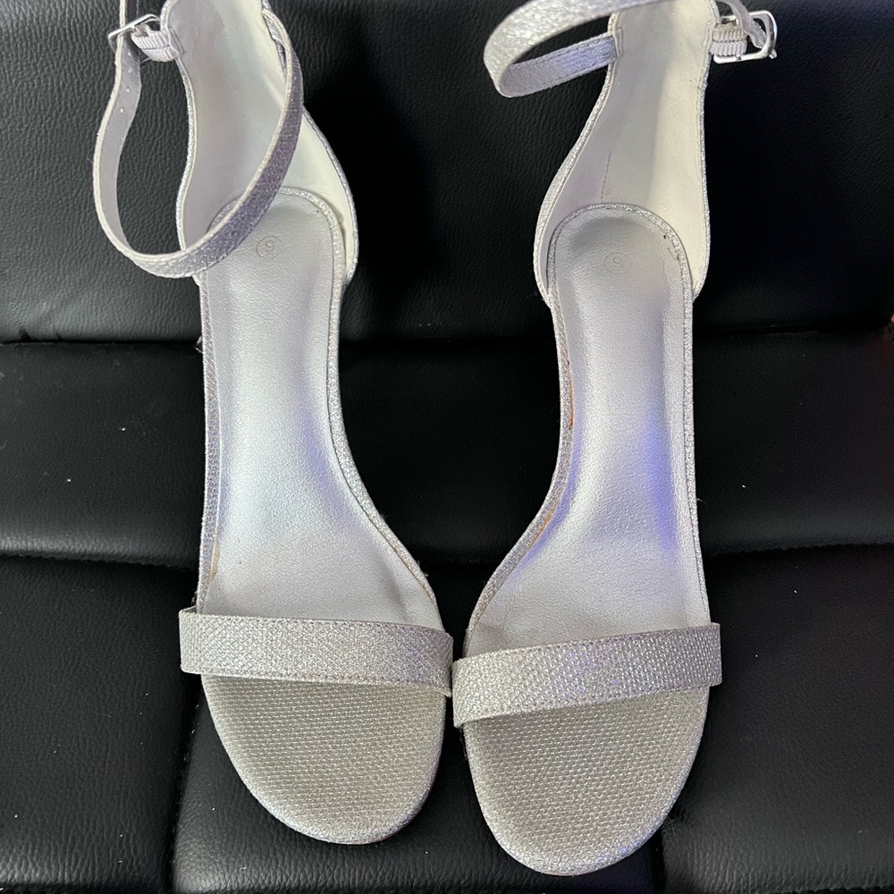 Elegant Silver Women's Sandals